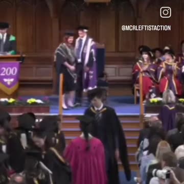 University OF Manchester Graduates Protest Gaza War While Accepting Diplomas