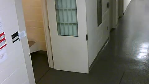 1665HQOB02PrisonerProcessingCell_2021-01-05_05h40min01s110ms.mp4