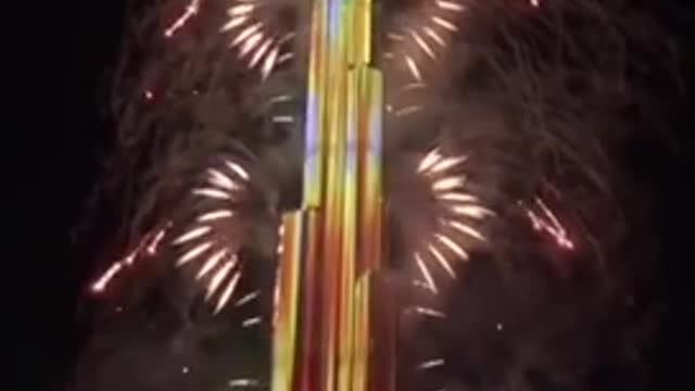 Burj Khalifa in Dubai (Khalifa Tower) New Year's Celebrations and Countdown to 2021 🎉🎈