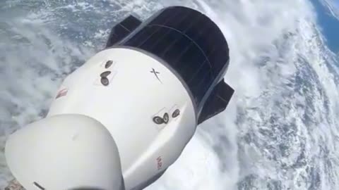 It's strange in NASA 😳 can scientists save himself??