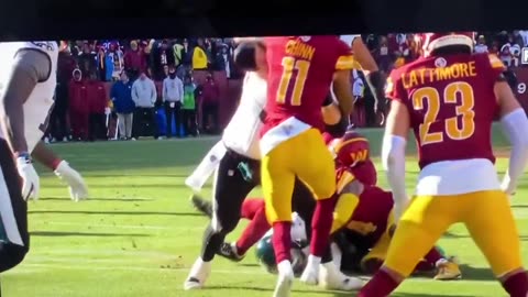 Frankie Luvu clean hit on Jalen Hurts; lead with the shoulder. Hurts out with concussion