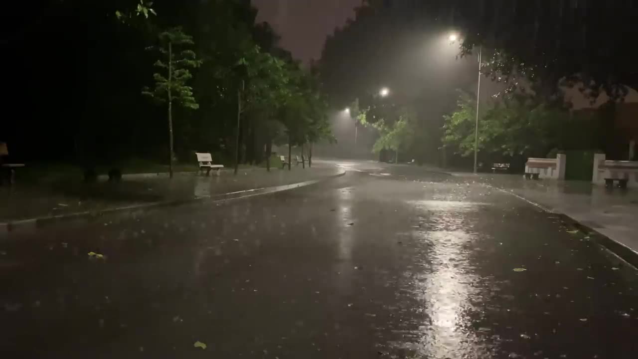 10 Hours Calming Thunderstorm Sounds for Blissful Sleep