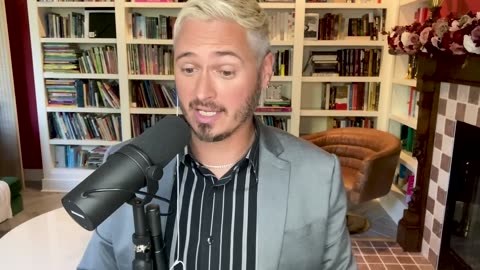 ‘I’M REPUBLICAN’: Tulsi Gabbard’s VILE Grift Is Now COMPLETE _ The Kyle Kulinski Show