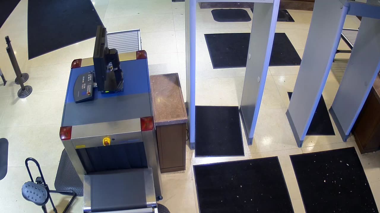 7136CVCULNScreeningMetalDet3_2021-01-06_09h20min00s680ms.mp4