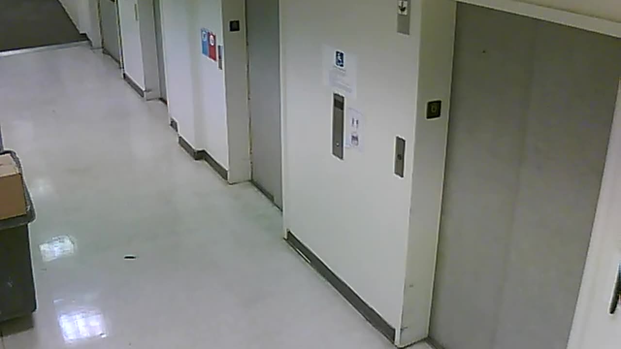 3904PSQB06FreightLobbyRear_2021-01-05_06h00min00s900ms.mp4