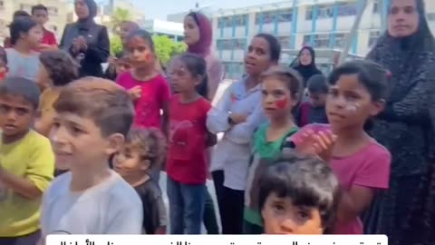 Most of the children in the video are either injured or sick. ـهد 💔