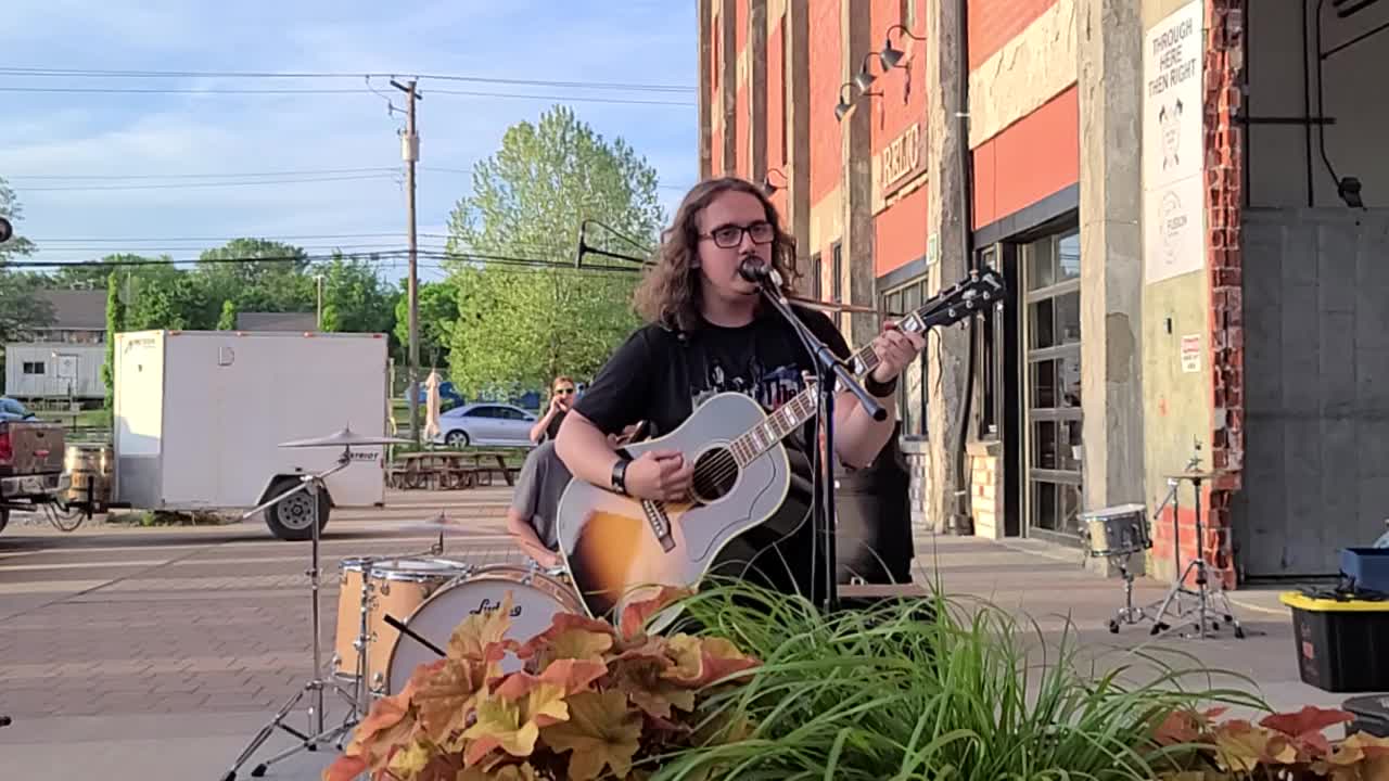 Noble Road "Falling Apart"