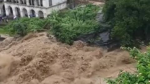 Huge Flooding in Chovar