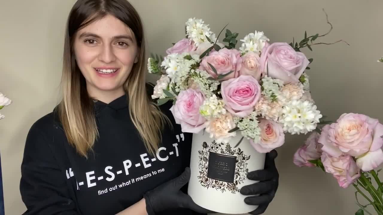 How to Make a Floral Arrangement in a Box | DIY Gift Box with Flowers