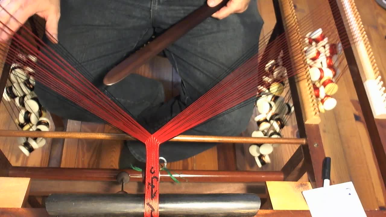 Kumihimo - Takadai Pickup Braid part 1