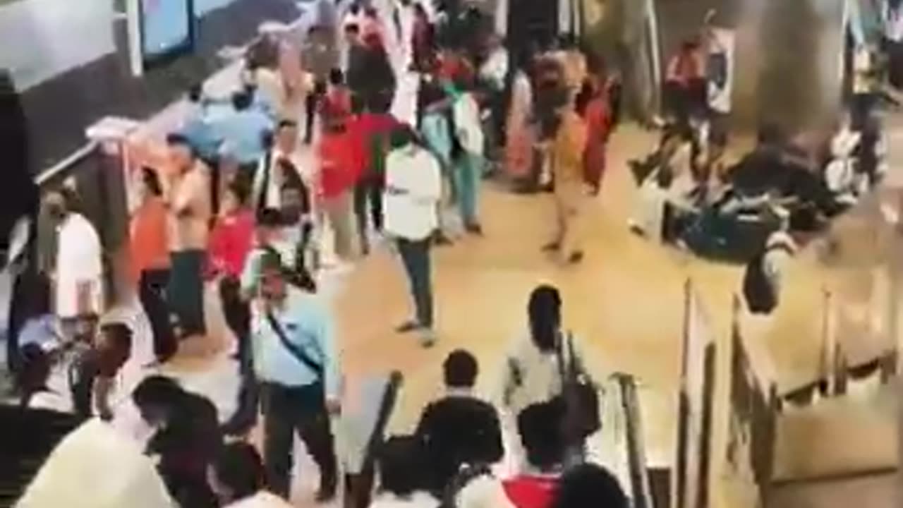 #Delhi metro #fun #viral content