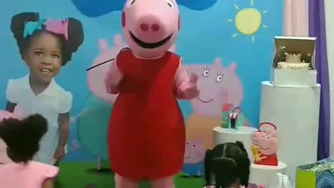 Join the dance party with this British pig Peppa at a birthday in the museum district of Houston