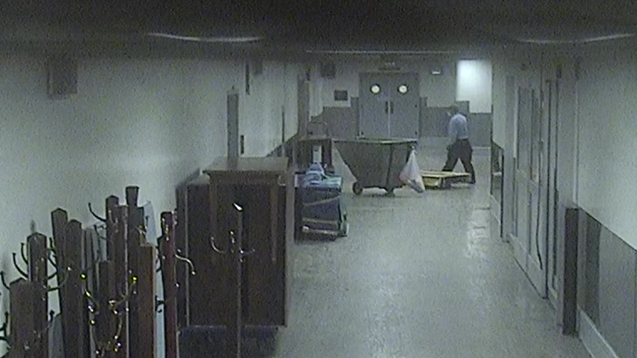 6096RHOBSBLoadingDockHallway_2021-01-06_04h34min05s013ms.mp4