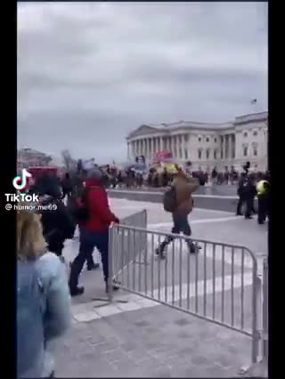 Capitol Police Help People Enter the Capitol Building