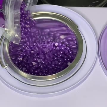 Melting Sexy Smooth Purple Seduction Hard Wax | TN Travel Esthetician