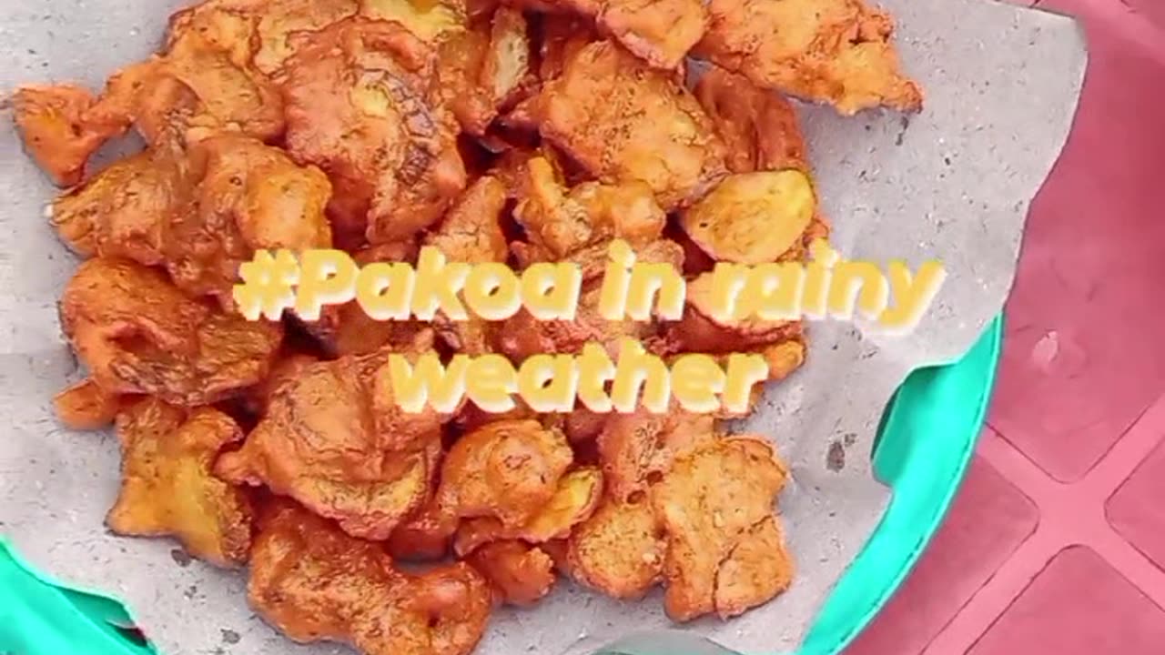 Pakora Party in rainy weather | Desi foods and Life