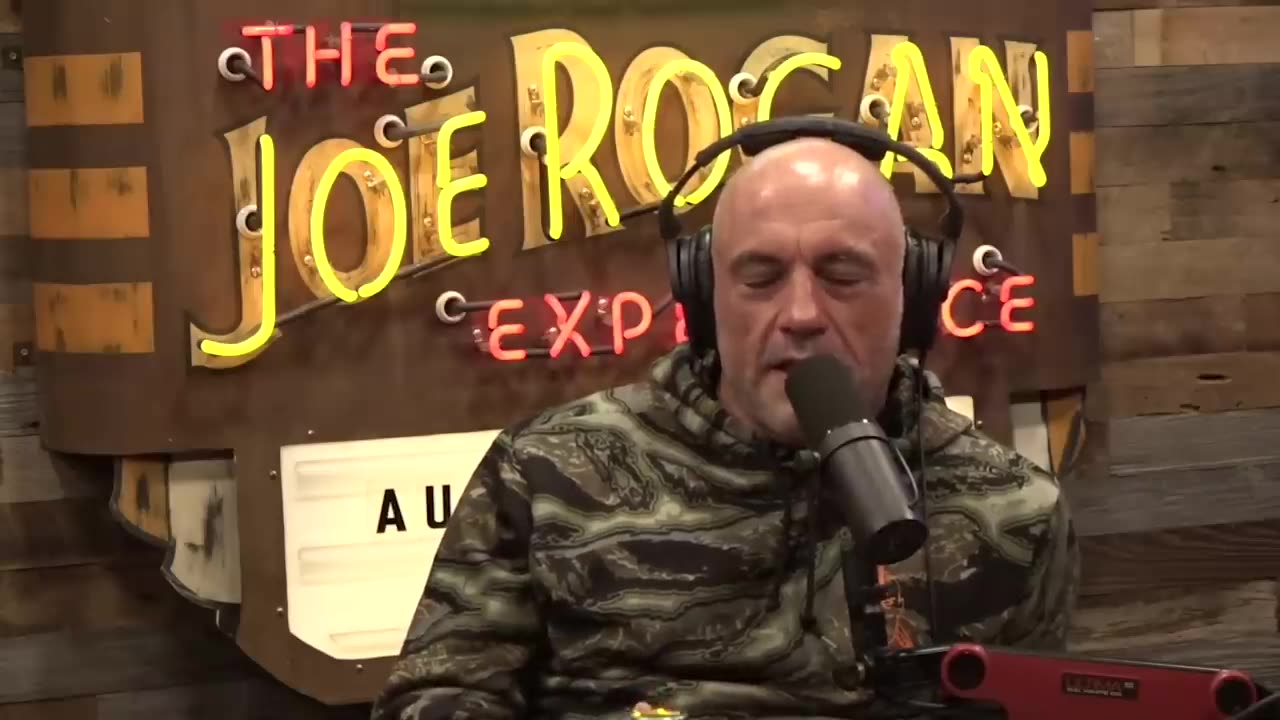 Cameron Hanes and Joe Rogan's Thoughts on David Grusch's UFO Claims