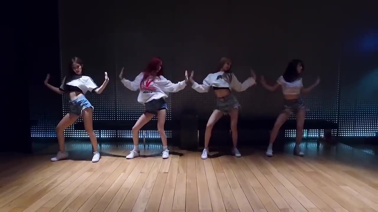 BLACKPINK Forever Young DANCE PRACTICE VIDEO MOVING VER