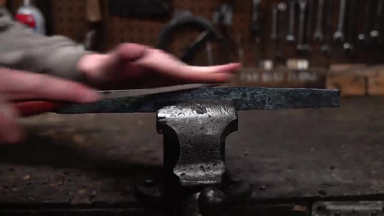 Damascus Steel Japanese Tanto from Chainsaw Chain9