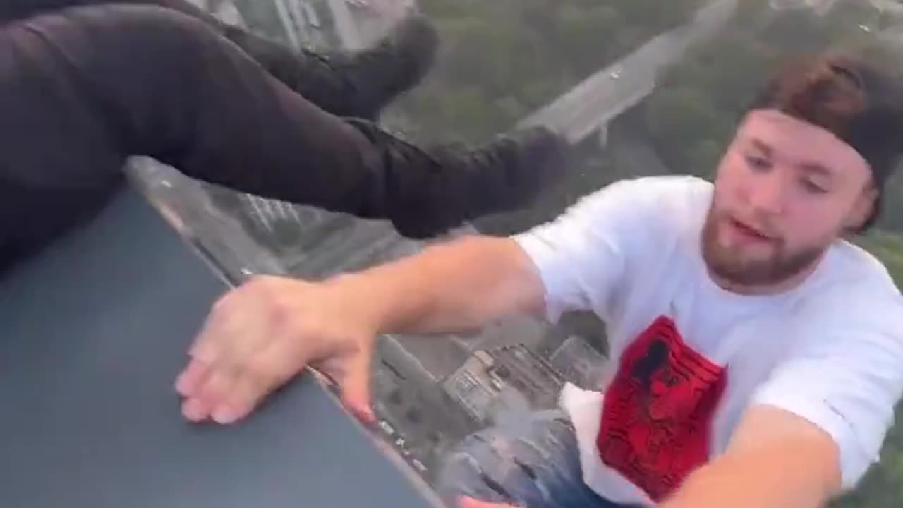 Risk Yo Life For Likes