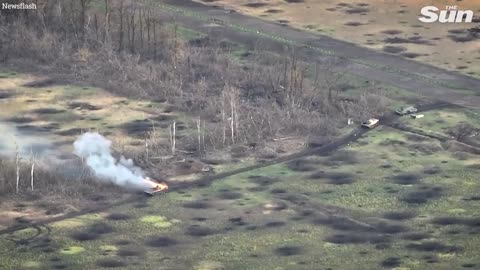 Russian soldiers flee as Ukrainian forces obliterate row of armoured vehicles