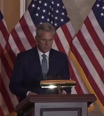 Rino McCarthy applauds capital police for waving and moving gates to let people in. No words