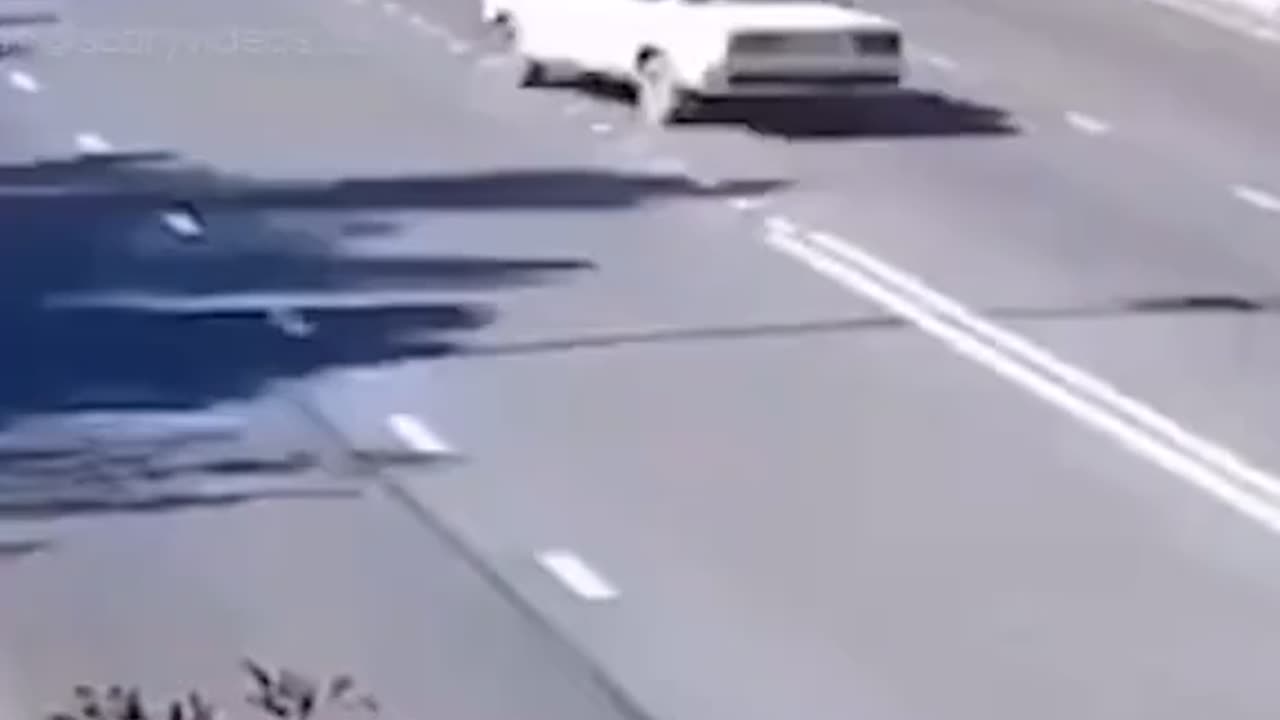 Scary REAL Footage Found GLITCH In REAL Life!