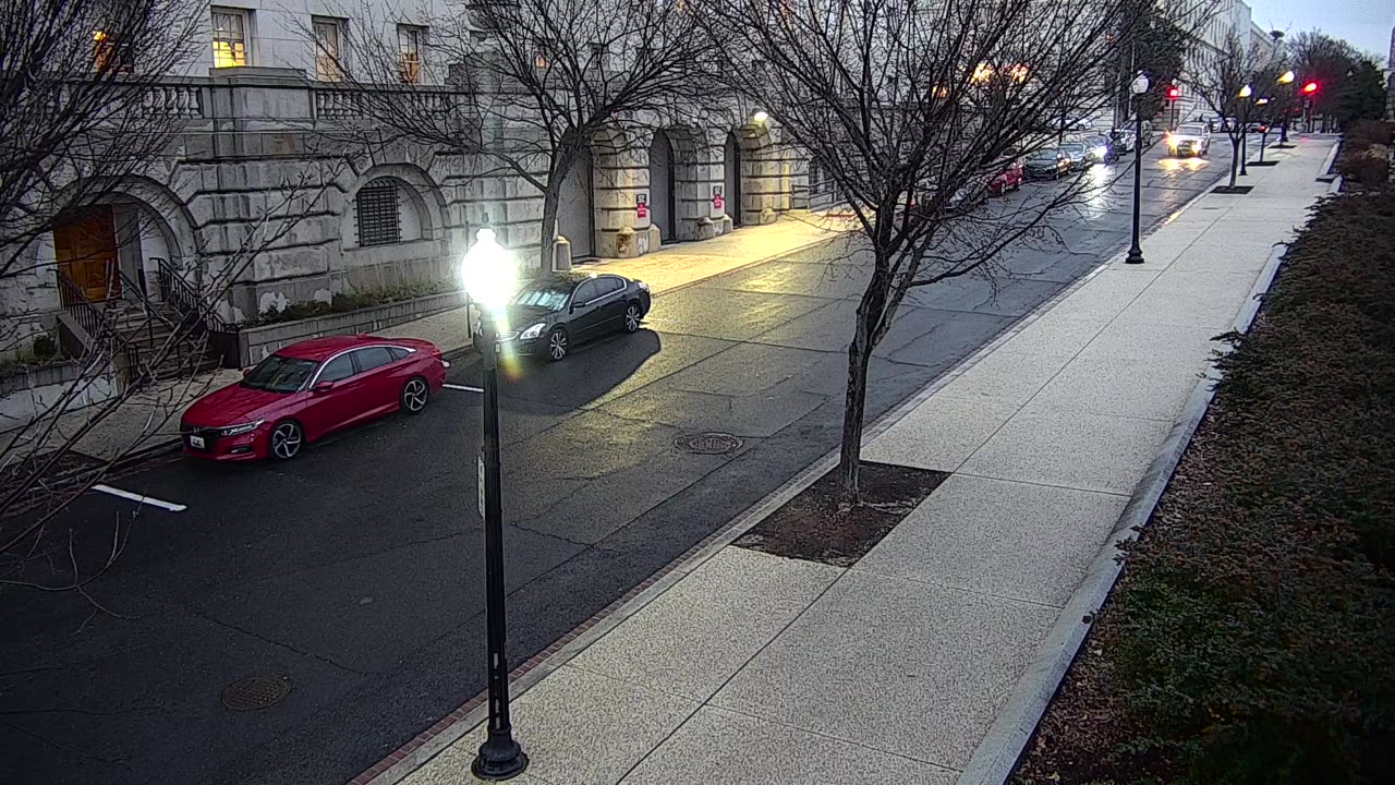 4079QSE00SouthCap-CSE1_2021-01-05_16h49min12s343ms.mp4