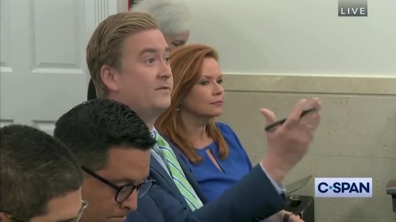 Peter Doocy is the only journalist asking REAL questions at the White House
