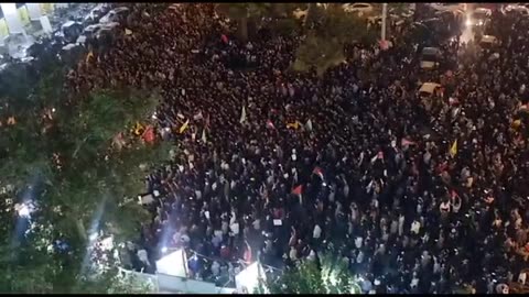 Η Τεχεράνη σηκώνεται! ΑΝΤΙΔΡΑΣΕΙΣ!