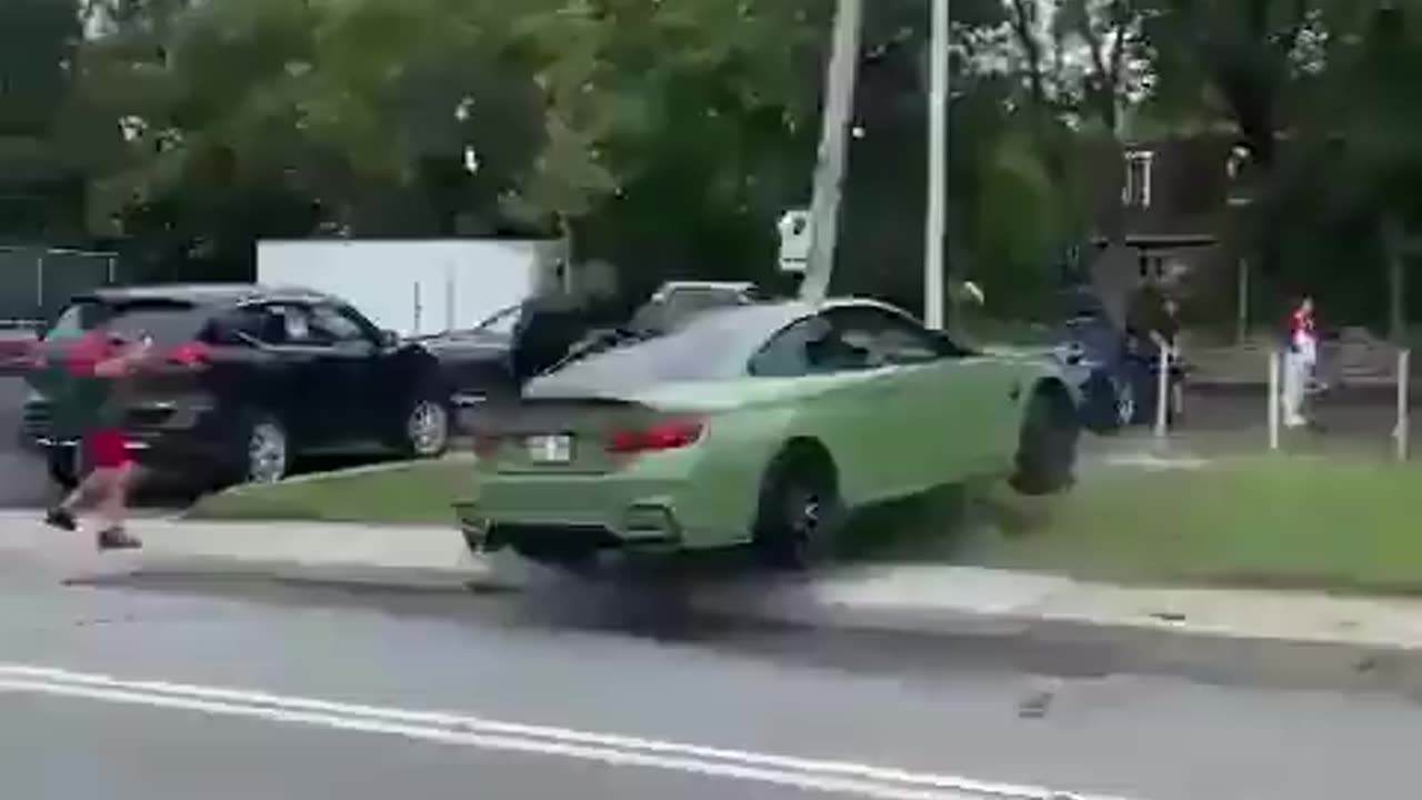 Reckless BMW driver causes a bad accident