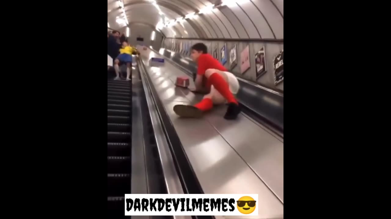 Try not to laugh video 😂😂😂