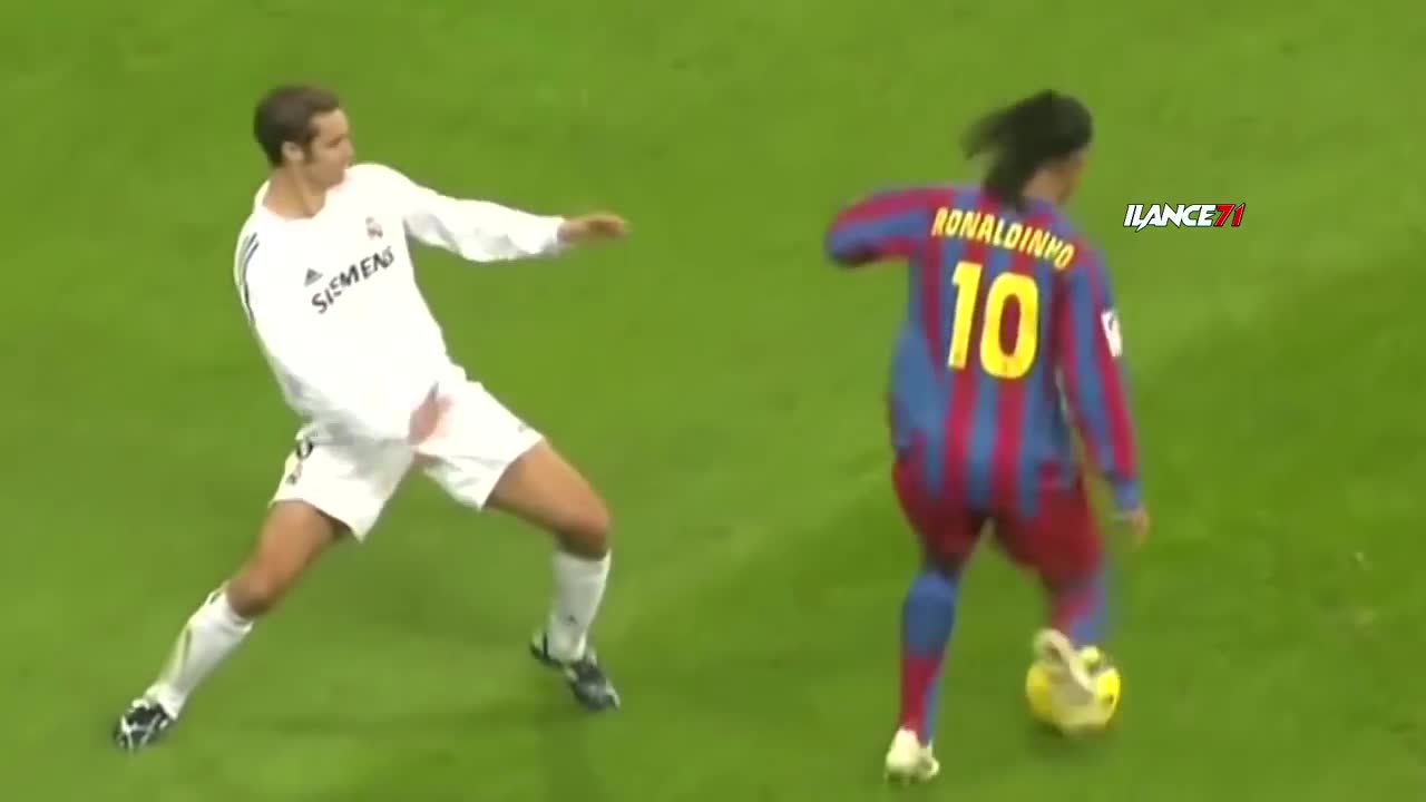 Ronaldinho skills