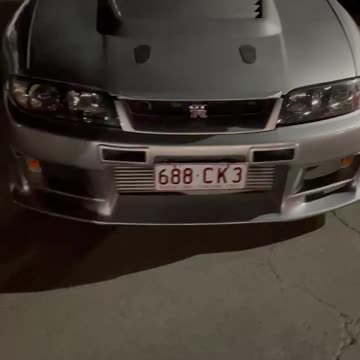 Nissan Skyline R33 GTR