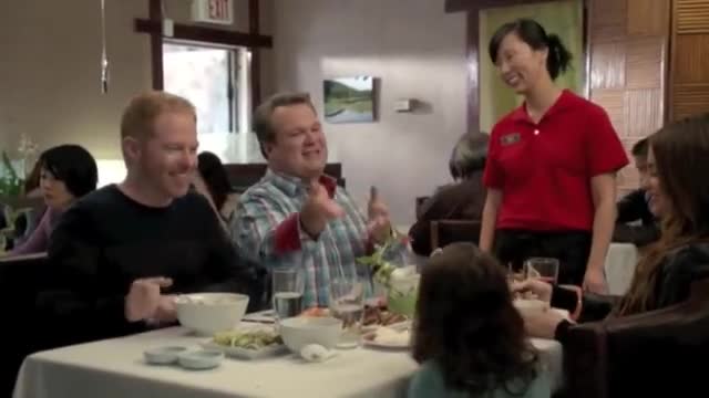 Modern Family-Restaurant Scene