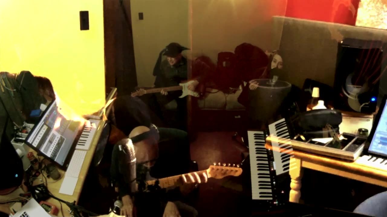 Walking On A Sundial 🌞🌎❤️🎼⏰