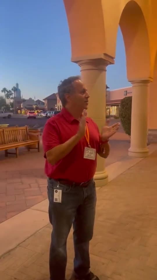 BREAKING: Poll Worker Explains Voting Machine Problems