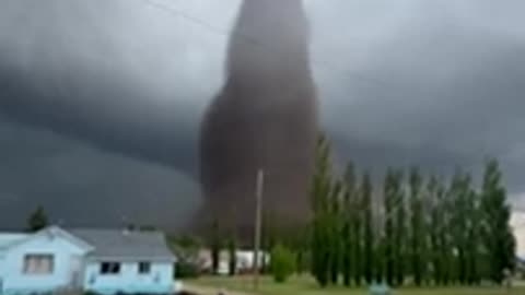 INSANE Tornado - Edberg, AB, Canada