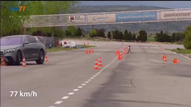 Pile-winding test of Mercedes-Benz S-Class and Volvo