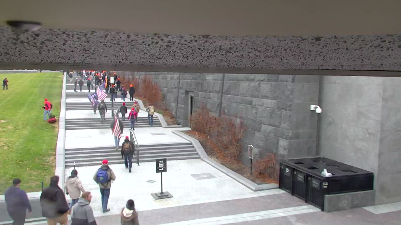 7160CVCULNScreeningLineExterior_2021-01-06_11h40min01s723ms.mp4