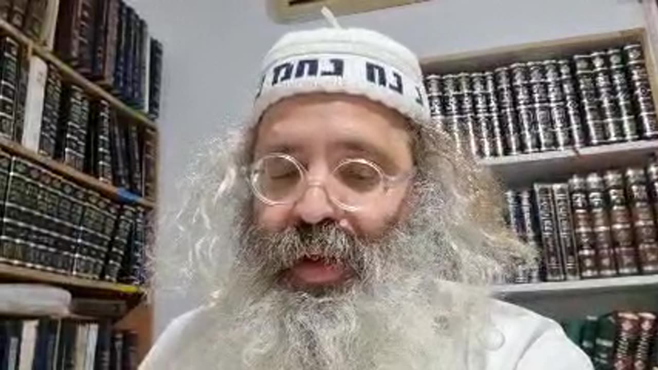 המגרש את אשתו ואמר לה הרי את מותרת לכל אדם אלא לפלוני ר' אליעזר מתיר- שיר נ נח משנה מסכת גיטין דף פב