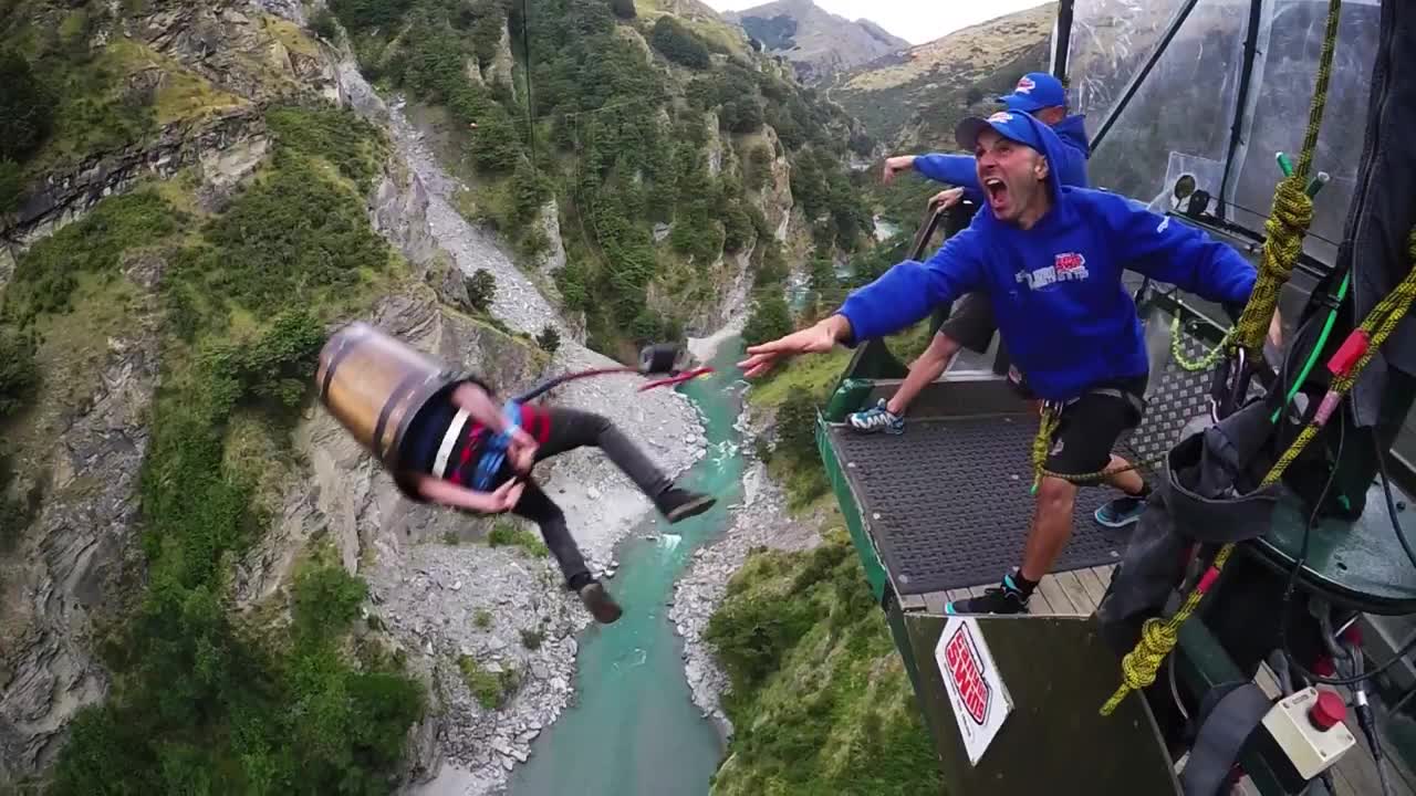 Extreme Bungy Jumping with Cliff Jump Shenanigans! Play On in New Zealand! 4K!