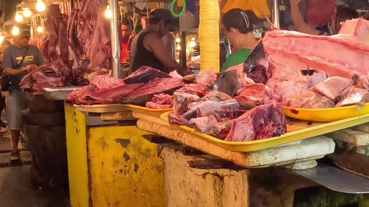 Early morning in Cagayan de Oro, Carmen Market