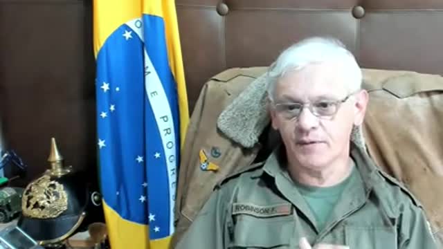 Rússia: "Senhor das armas" é trocado por jogadora de basquete que portava drogas.