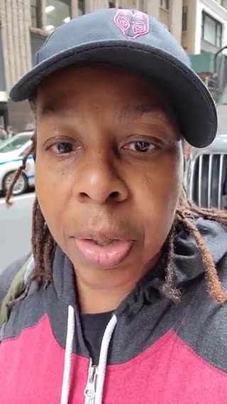 This Patriot @PeggyDodson is standing strong with President 45. I just love her!