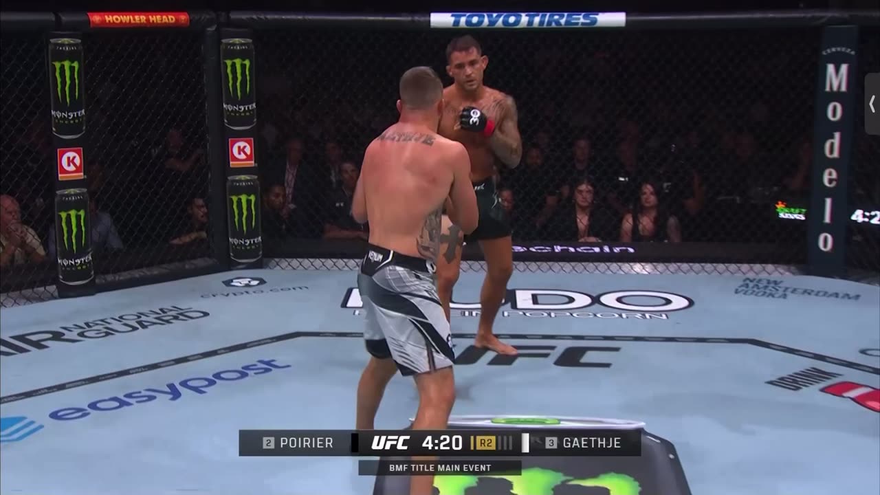 Justin Gaethje KO’d Dustin Poirier