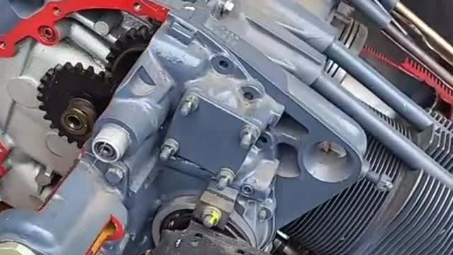 Large engine configuration display engine