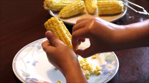 Better Way to Eat Corn on the Cob