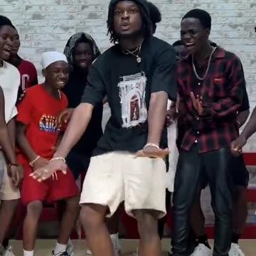 How Can Africans Move Like This? Endless Combinations !