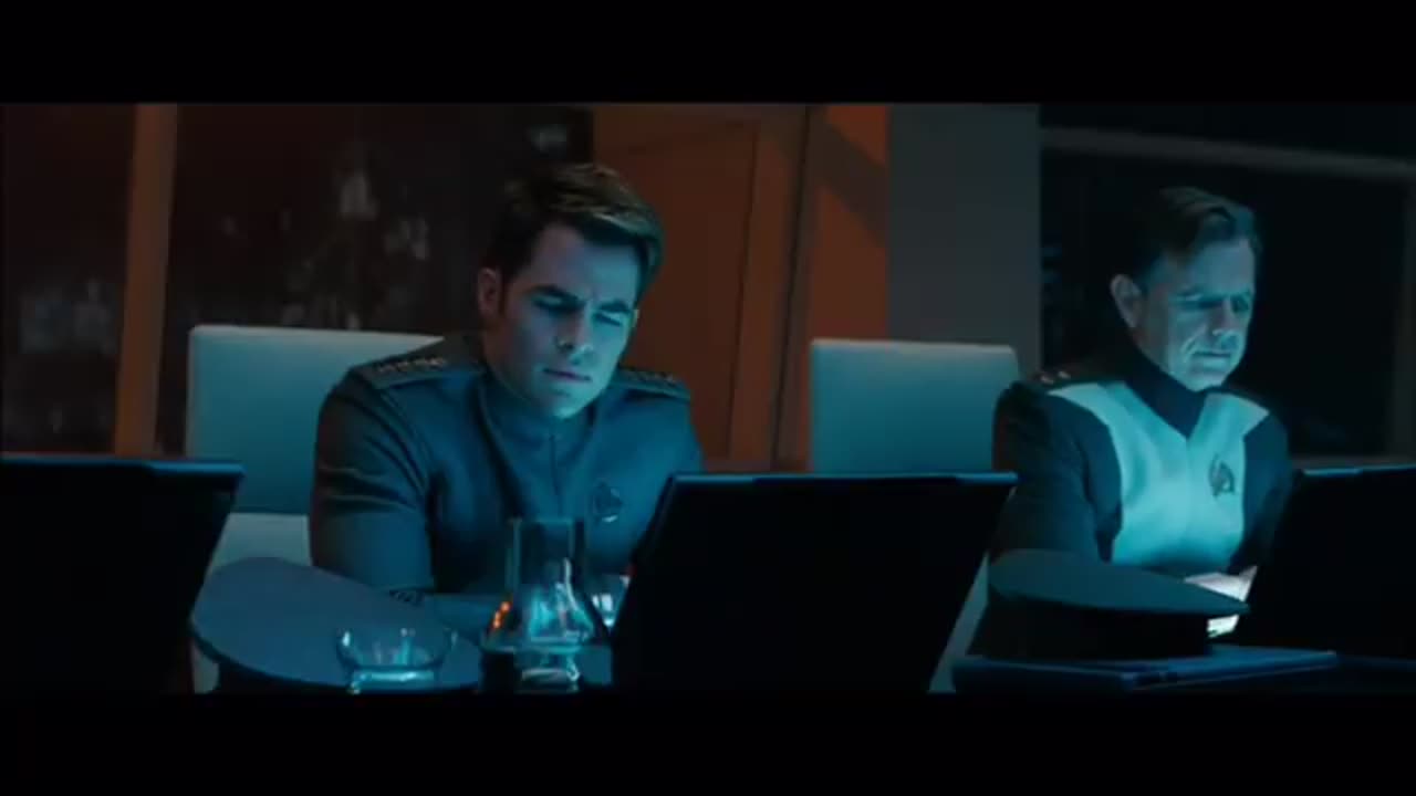 Shootout star Trek into darkness movie clip in English